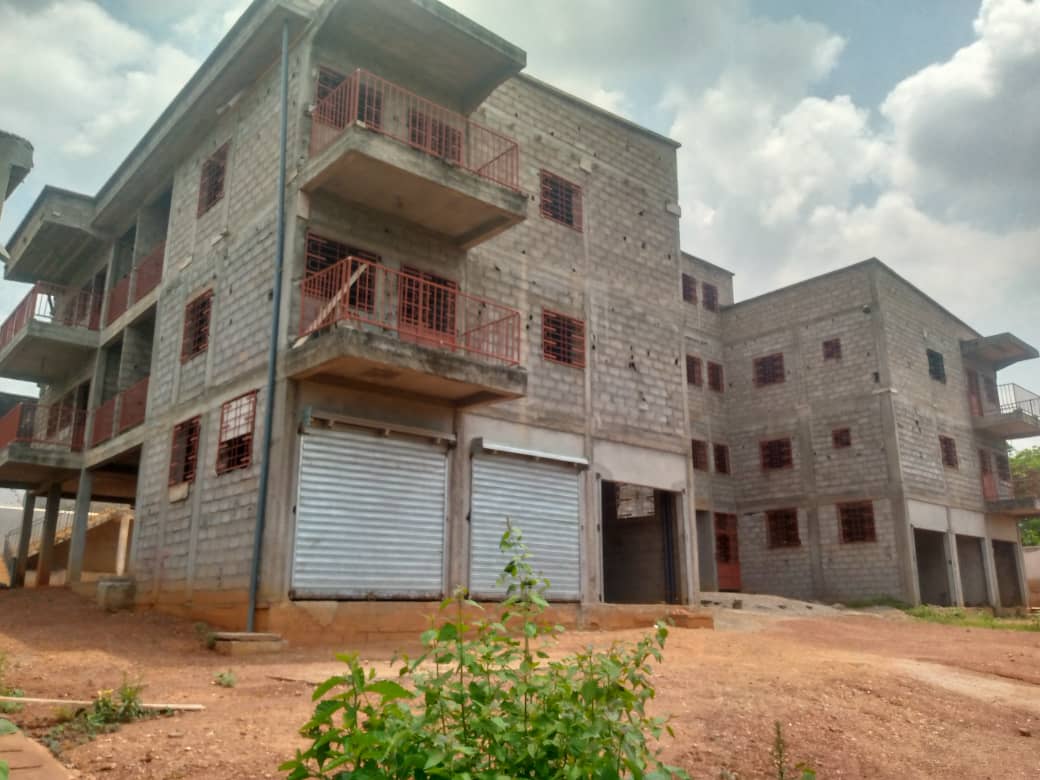 Immeuble inachevé à Yaoundé