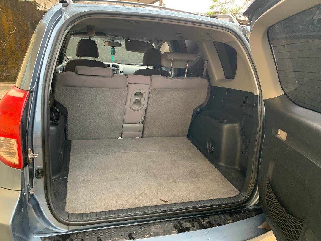 Toyota RAV4 tableau de bord