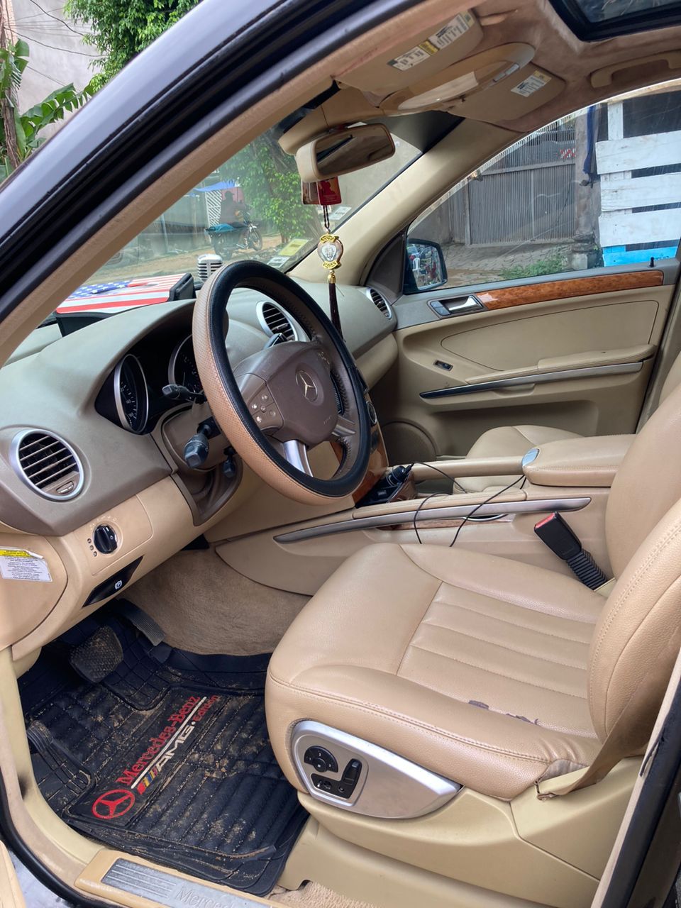 ML350 intérieur cuir