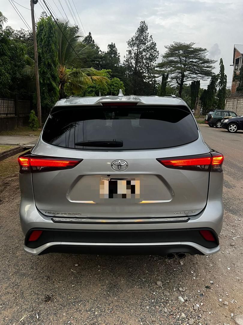 Highlander intérieur