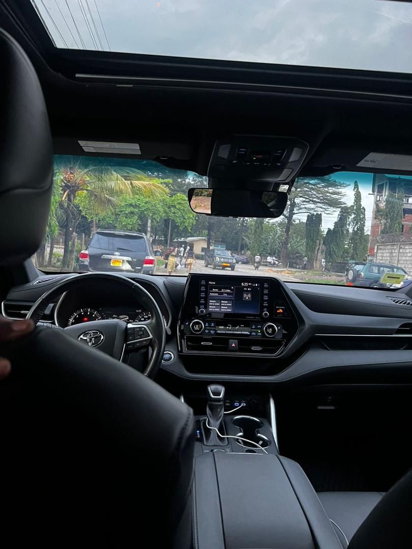 Highlander tableau de bord